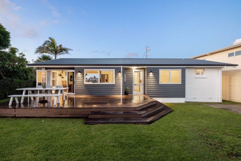 Photo of property in 33 Upland Street, Brookfield, Tauranga, 3110