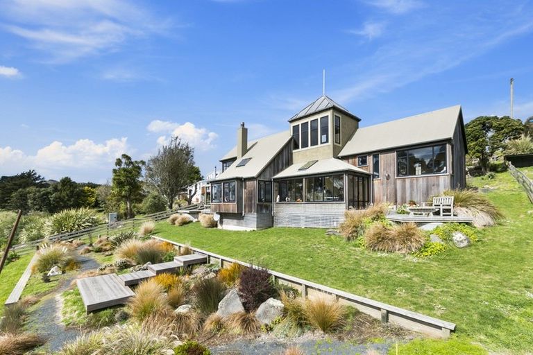 Photo of property in 593 Highcliff Road, Highcliff, Dunedin, 9077