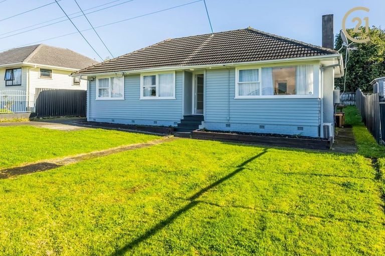 Photo of property in 9 Waimate Street, Otara, Auckland, 2023