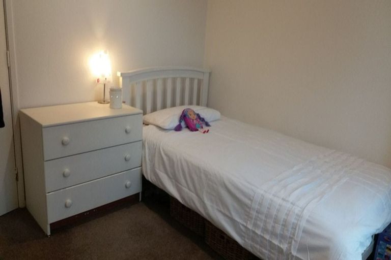 Photo of property in 11 Babington Place, Torbay, Auckland, 0630