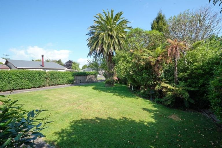 Photo of property in 9 Falstaff Street, Stratford, 4332