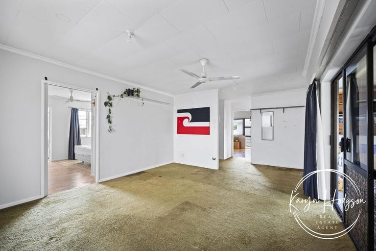 Photo of property in 109 Hurndall Street East, Maungaturoto, 0520