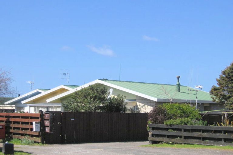 Photo of property in 5 Mardi Place, Mount Maunganui, 3116