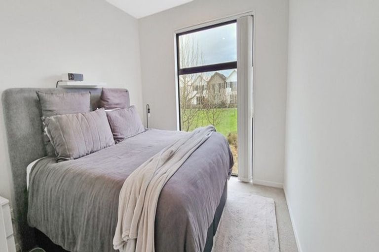 Photo of property in 30 Whai Hua Lane, Mangere Bridge, Auckland, 2022