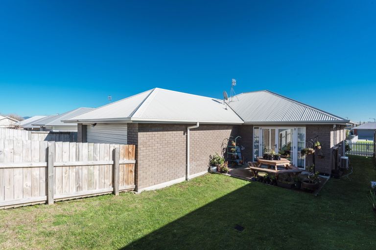 Photo of property in 7 Queens Park Crescent, Frankton, Hamilton, 3204