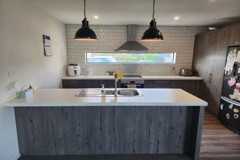 Photo of property in 20 Burnham School Road, Rolleston, 7614