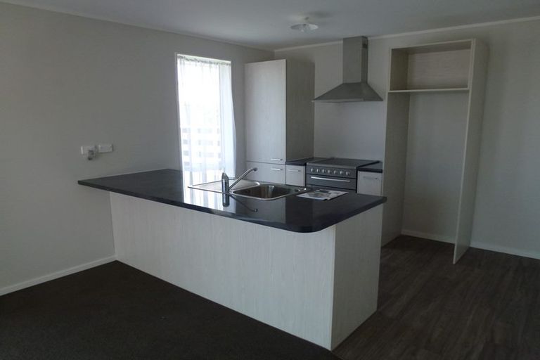 Photo of property in 38 Hobart Crescent, Wattle Downs, Auckland, 2103