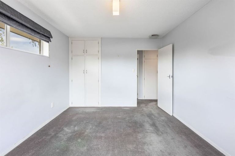 Photo of property in 1/15 Chipping Lane, Redwood, Christchurch, 8051