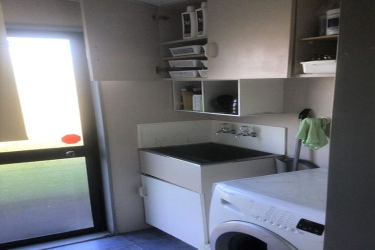 Photo of property in 12 Emery Place, Papamoa Beach, Papamoa, 3118