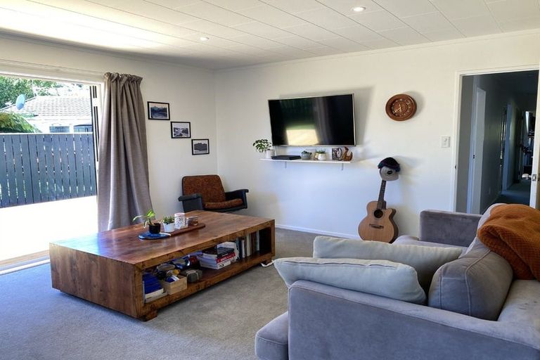 Photo of property in 12a Sharda Grove, Paraparaumu Beach, Paraparaumu, 5032