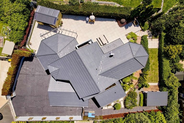 Photo of property in 17 Voyager Way, Whitby, Porirua, 5024