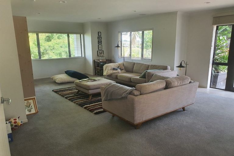 Photo of property in 20 Regis Lane, Flat Bush, Auckland, 2019