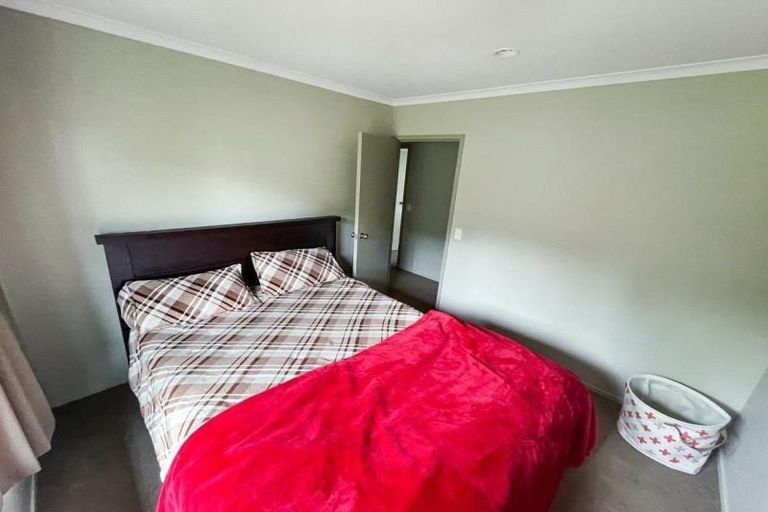 Photo of property in 8 Shirley Place, Huntington, Hamilton, 3210