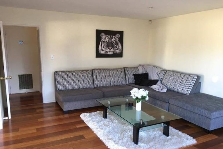 Photo of property in 7 Morpeth Street, Johnsonville, Wellington, 6037