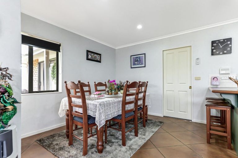 Photo of property in 15 Twickenham Place, Nawton, Hamilton, 3200