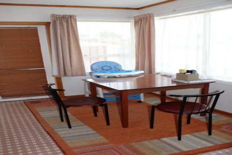 Photo of property in 24 Dalesford Street, Silverdale, Hamilton, 3216