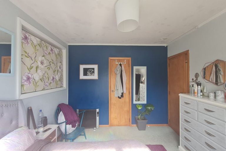 Photo of property in 54 Witham Street, Island Bay, Wellington, 6023