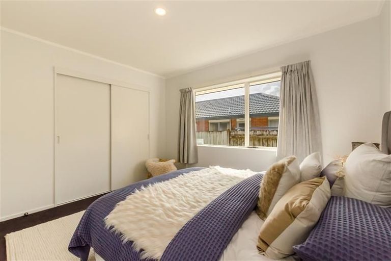 Photo of property in 1b Hemi Street, Waikanae, 5036