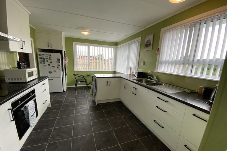 Photo of property in 36 High Street, Eltham, 4322