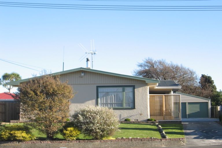 Photo of property in 9 Lowestoft Place, West End, Palmerston North, 4412