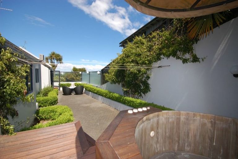 Photo of property in 16 Rhodes Fall, Rangatira Park, Taupo, 3330