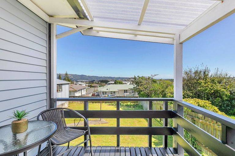 Photo of property in 71 Arahura Crescent, Waitangirua, Porirua, 5024