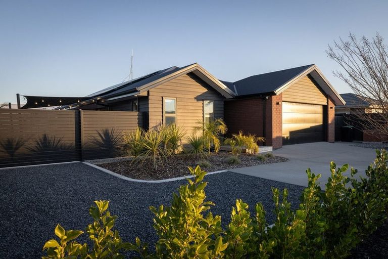 Photo of property in 50 Montiicola Drive, Papamoa Beach, Papamoa, 3118