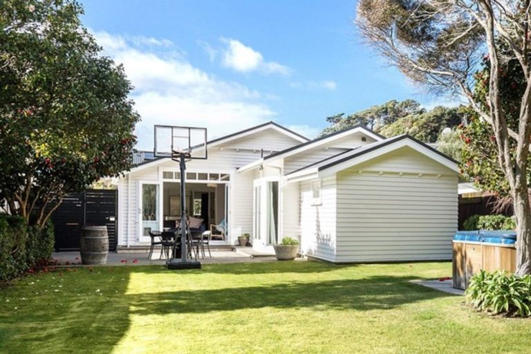 Photo of property in 88 Monro Street, Seatoun, Wellington, 6022