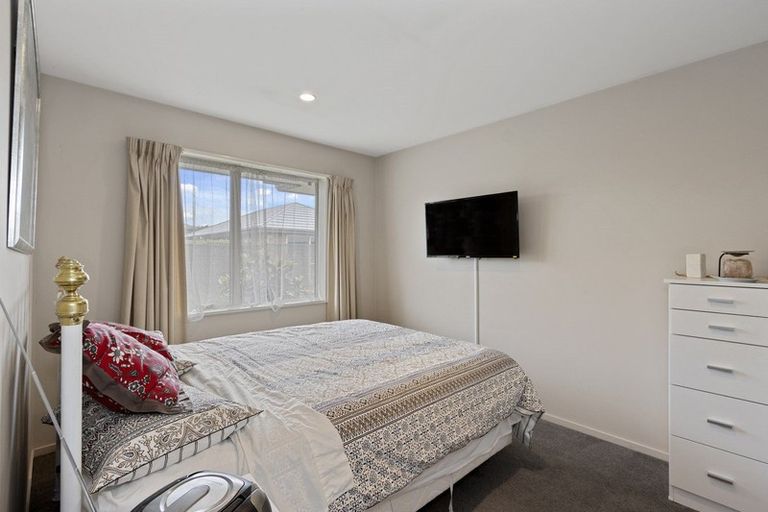 Photo of property in 11/446 Ferry Road, Woolston, Christchurch, 8023