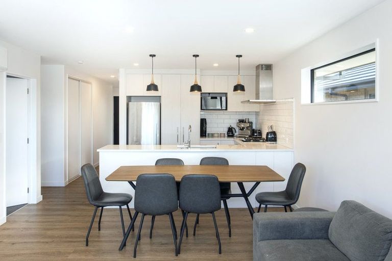 Photo of property in 4 Koral Lane, Broomfield, Christchurch, 8042