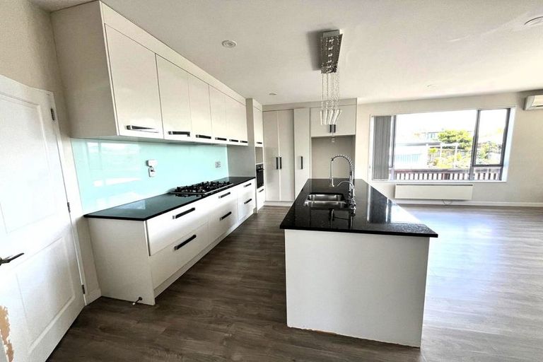 Photo of property in 91 Babich Road North, Ranui, Auckland, 0612