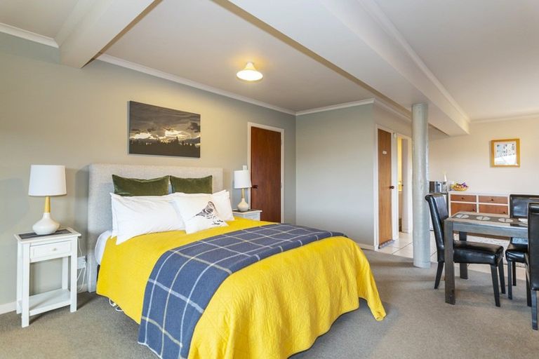 Photo of property in 6 Murray Place, Lake Tekapo, 7999