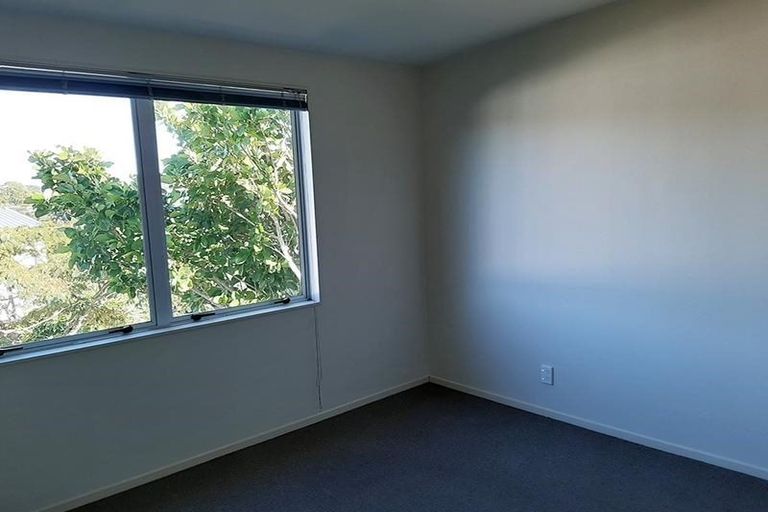 Photo of property in 50 Albionvale Road, Glen Eden, Auckland, 0602