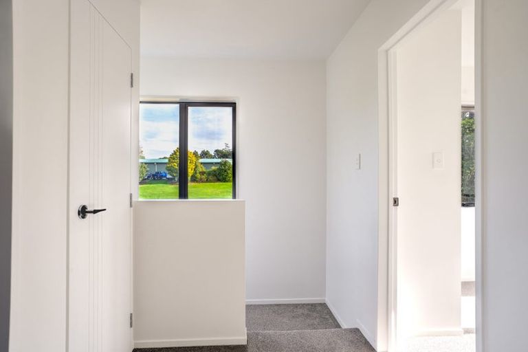 Photo of property in 1/181 Portage Road, New Lynn, Auckland, 0600