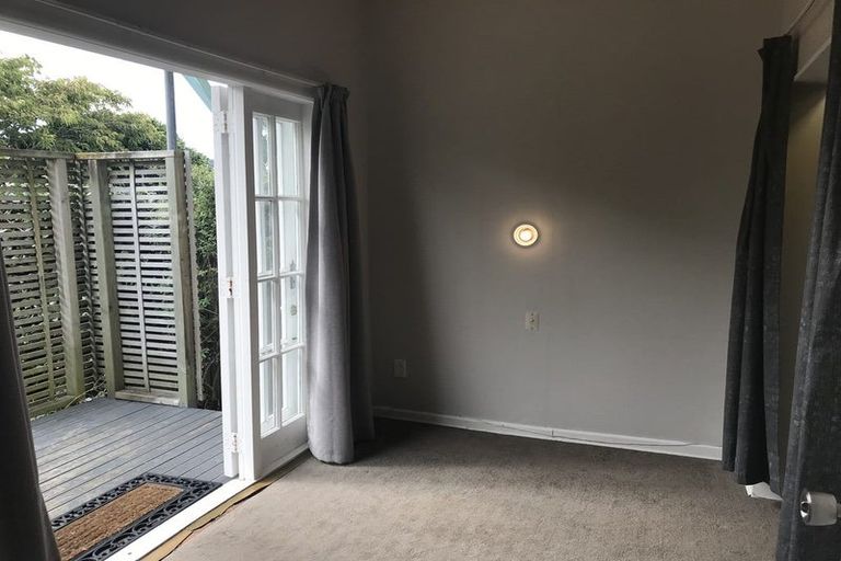 Photo of property in 125 Wallace Street, Mount Cook, Wellington, 6021