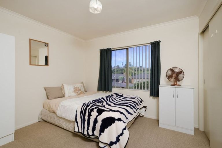 Photo of property in 22 Carnelian Court, Westgate, Auckland, 0614