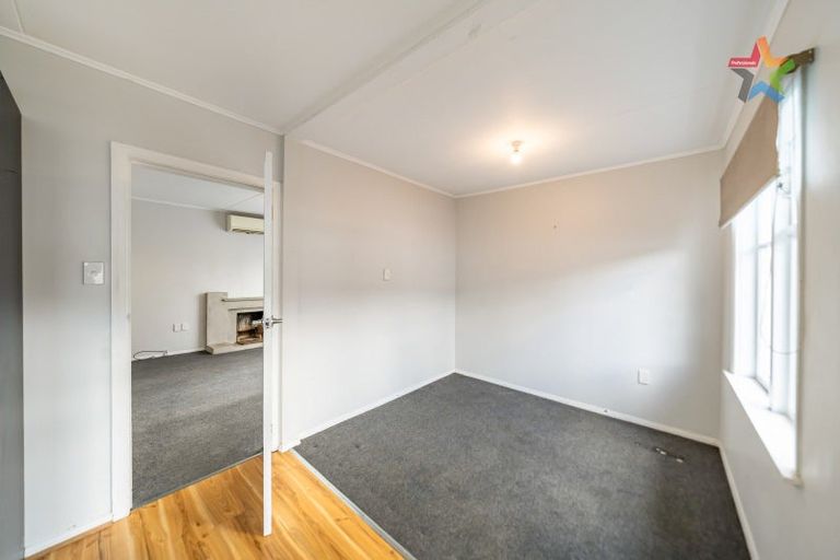 Photo of property in 5 Bythell Street, Wainuiomata, Lower Hutt, 5014