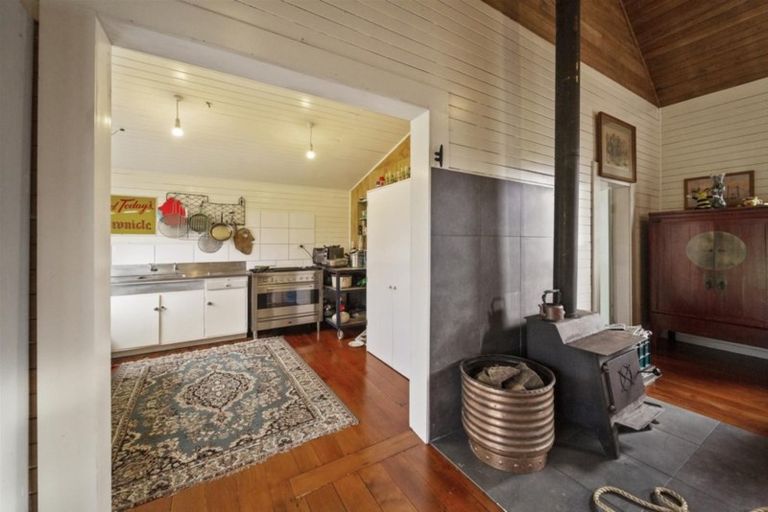 Photo of property in 39 Tauhuri Street, Manaia, 4612