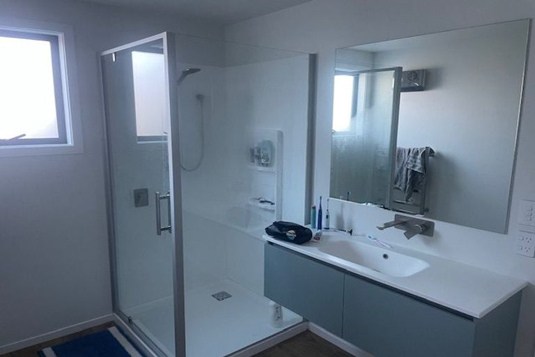 Photo of property in Wooing Tree Vineyard Ltd, 8 Blondie Drive, Cromwell, 9310