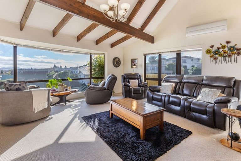 Photo of property in 40 Saint James Street, Richmond Heights, Taupo, 3330