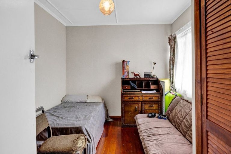 Photo of property in 21 Vogel Street, Hawera, 4610