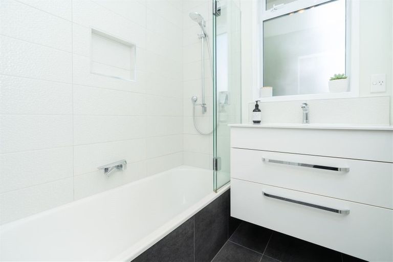 Photo of property in 22 Beech Crescent, Hillcrest, Hamilton, 3216