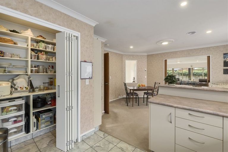 Photo of property in 80 Winchester Street, Levin, 5510