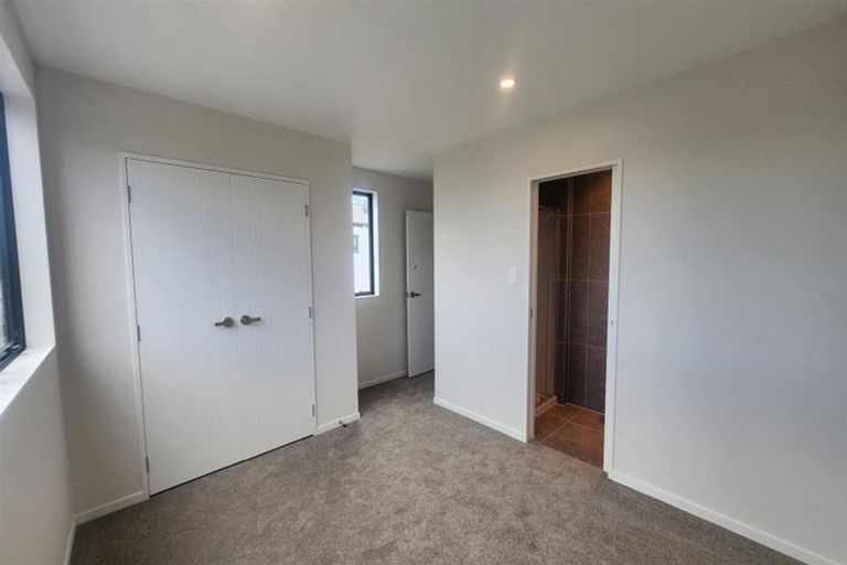 Photo of property in 17 John Gray Street, Papakura, 2110