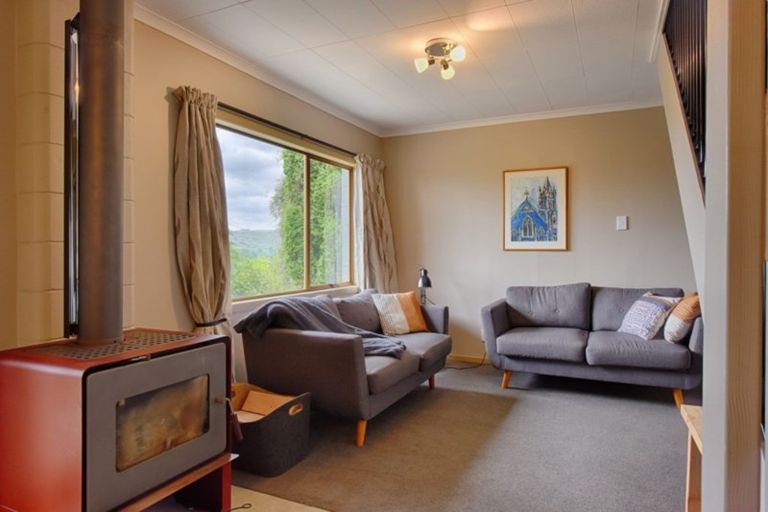 Photo of property in 3 Garnet Street, Gore, 9710