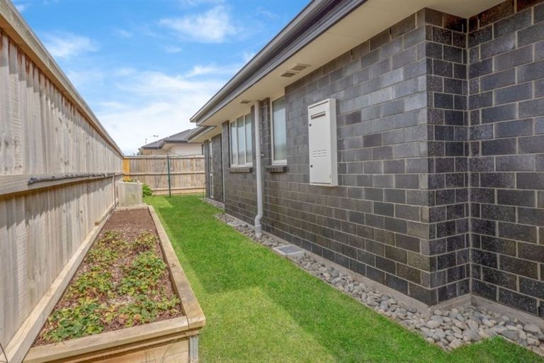 Photo of property in 8 Silverstream Boulevard, Kaiapoi, 7630