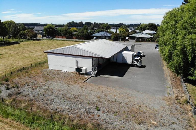 Photo of property in 54 Eders Road, Woodend, 7610