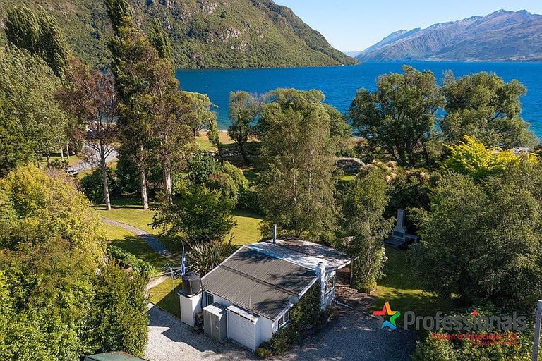 Photo of property in 9 Churchill Street, Kingston, Athol, 9793