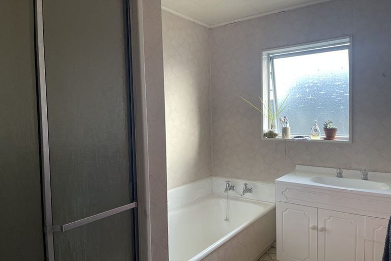 Photo of property in 19 Fife Crescent, Tamatea, Napier, 4112