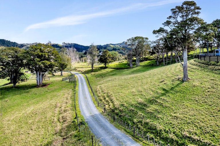 Photo of property in 251 Griffin Road, Maungaturoto, 0583